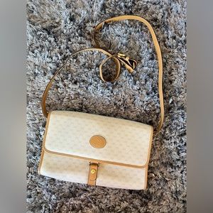 Gucci Vintage Cream GG Shoulder Bag